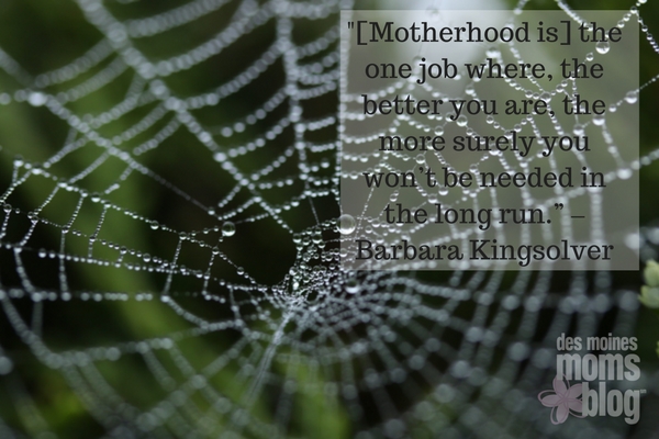 Motherhood - The Work That No One Sees | Des Moines Moms Blog